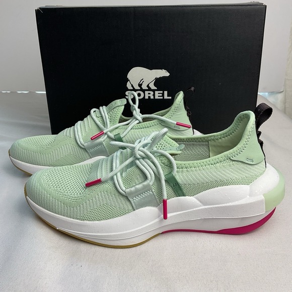 Women's NWT SOREL Women's Explorer™ Defy Low Sneaker Sea Sprite Green White $149 - Picture 2 of 13